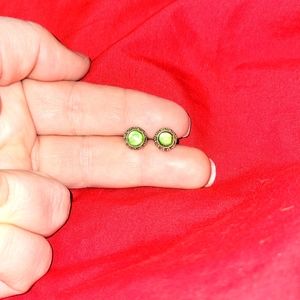 Silpada Peridot Sterling Silver Earrings P1401